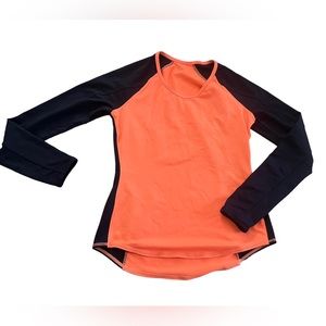 Athleta running wild mix long sleeve active top size S